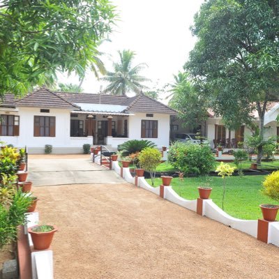 The best backwater property for sale in https://t.co/1VPRqRRTbN 2 acre 65 cent residential home and land.Per cent 4 Lak.Price https://t.co/VgWgIil9pL +91 9895729278