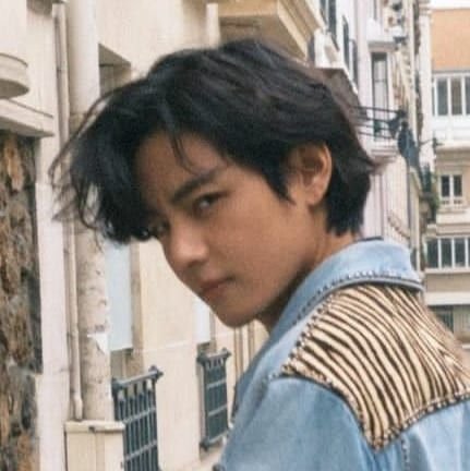 tae_jkook's profile picture. 안녕하세요 여러분 😎
Kpop 팬: BTS STRAY KIDS와 BLACKPINK
바이어스: V와 Felix
애니메이션 팬: 모든 것 😁