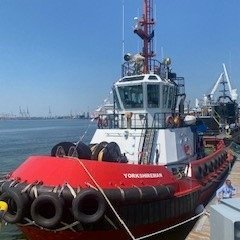 Shipping lawyer interested in small and specialist, dry and
