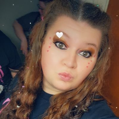 Blessed_Girl91's profile picture. *I'm stuck like honey on you*🍯🐝🖤