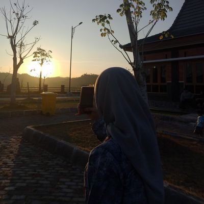Datan Serik Lamun Ketaman, Datan Susah Lamun Kelangan