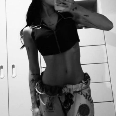 ur_darling_nesa's profile picture. 2002
sub 
bisexual(fem lean)
not new to NSFW