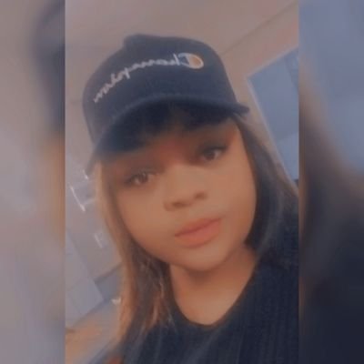 extraud's profile picture. hi and hello Dms are annoying.

if it's not important please don't DM