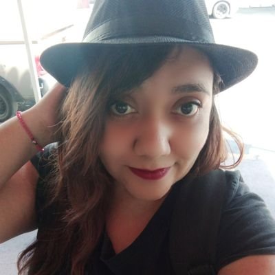 me encantan los videojuegos, la buena música como el rock y metal, la poesía.
Soy nivel 47 en Pokémon GO
Team instintic.🤘