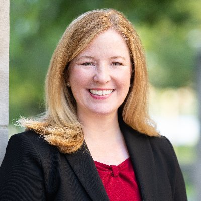 Social worker sick of all the gaslighting and ready to throw down