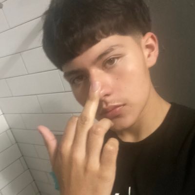 Leonard87397797's profile picture. 