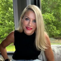 Kerri Ann Hoskins(@KerriAnnGallery) 's Twitter Profile Photo
