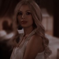 Mona Vanderwaal (@lcsermona) 's Twitter Profile