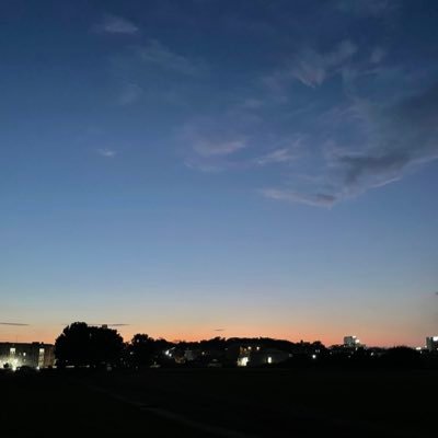 anjiru011's profile picture.
