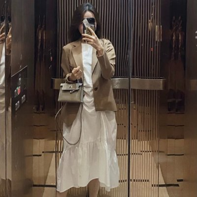 nana_hallyess's profile picture. love life, love to travel