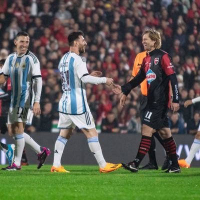 Fundamentalista de Pomelo Mateo. Crecí viendo a Manso, como Messi. 7 veces campeón del fútbol argentino.