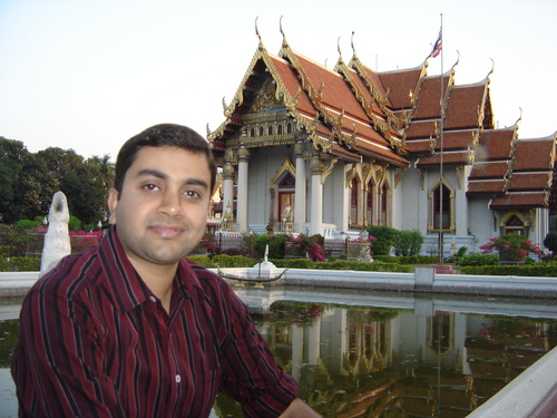 Hi, I am a Management professional working in leading corporate.I am a food lover, reading books & innovation is what i am looking for.