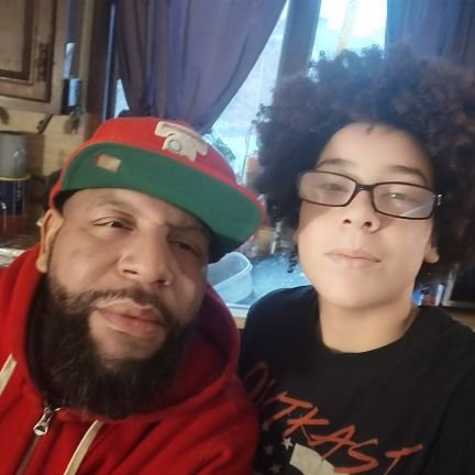 tatalian23's profile picture. 