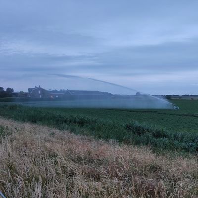 Akkerbouwer met huisverkoop l zzp tractorchauffeur/kraanmachinist l vader van 2 getrouwd met 1