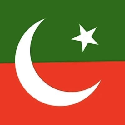 مجھے اپنی پاک آرمی سے محبت ہے اور عمران خان پاکستان کا دل ہے 🥰
