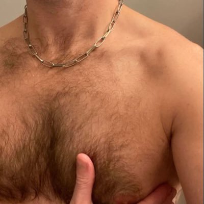 Exploring Fantasy & Kink! Chronic Bator / Fit / Hairy chest 🖤 dads & boys👨‍👦 *only into male presenting* (post/texts intended as fantasy only)