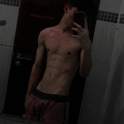 holey153's profile picture. hi
Gay