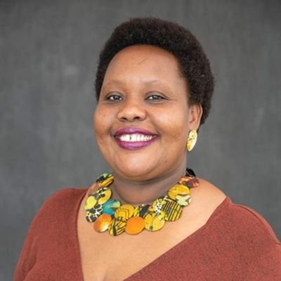 MsVieux_Kinder's profile picture. Educator • Learner • Mother • Polyglot • Multilingual Education • Public School Advocate 
All tweets are my own.