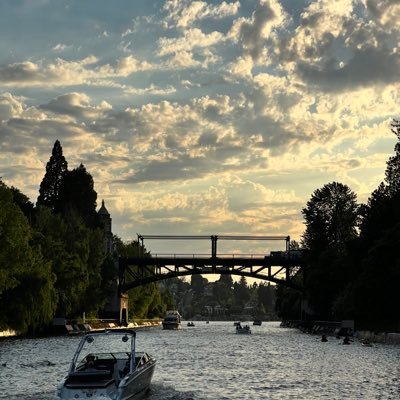 LukeMcFadden14's profile picture. University of Washington.