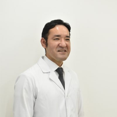 薬局と介護施設を経営する薬剤師/毎年のべ約8,000人の薬相談/医療介護の経営者の悩み解決/経営者をつなぐオンラインコミュニティ企画中/小規模多機能介護/訪問看護ステーション/グループホーム/ケプランセンター/地域薬剤師会会長/(株)SMILEサポート代表取締役/