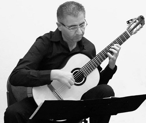 Guitarist and Teacher. Member of the Campanus Guitar Trio.