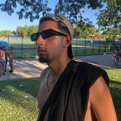 Jovemmc's profile picture. 