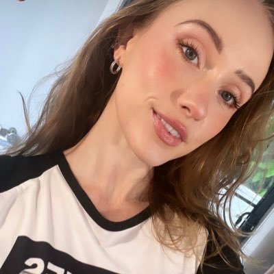 Amanda936980085's profile picture. passionate and loyal ❤️