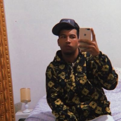 ’Não levante sua voz,melhores seu argumento🐺’’