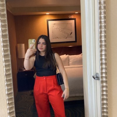 scjrzs's profile picture. Do what make your soul shine⚡