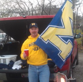 Retired Navy Chief.  A huge Michigan Wolverine fan  - Go Blue  Also a fan of the Detrot Redwings and Baltimore Ravens.
