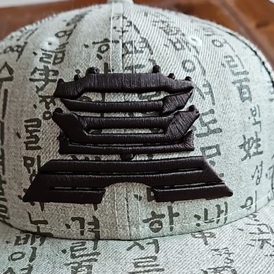 idongpil32708's profile picture. 