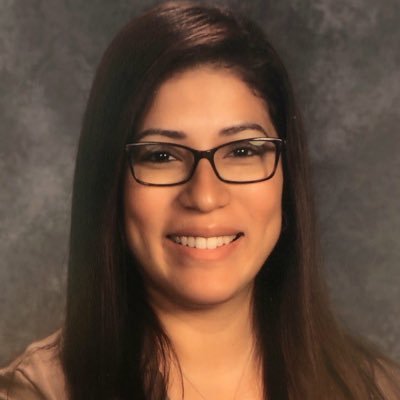Reading Specialist at Rosehill ❤️~2021-2022 HAABE Bilingual Teacher of the Year~Bilingual education is an investment in our future.