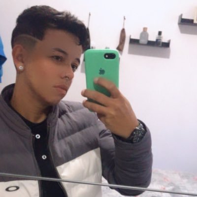 insta : @o_bbsilva _ ①⑨⑨② 🍀 🦁♌️ ~ 𝑂 𝑞𝑢𝑒 𝑣𝑜𝑐𝑒 𝑡𝑟𝑎𝑛𝑠𝑚𝑖𝑡𝑒 𝑣𝑜𝑙𝑡𝑎 𝑐𝑜𝑚 𝑖𝑛𝑡𝑒𝑛𝑠𝑖𝑑𝑎𝑑𝑒