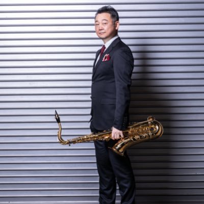 愛媛大学教育学部特音課程卒業/東京藝術大学音楽学部大学院修了/ 洗足学園音楽大学講師/茨城県立取手松陽高等学校音楽科非常勤講師/ヤマハMA銀座講師/ Saxaccord代表/ソロアルバム「ラ・フォリア」レコード芸術特選盤 個人レッスン、吹奏楽サックスパート、分奏等レッスン承ります。DMでお問い合わせください !
