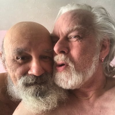 my new bf and hubby to be next year l love my darling Paul ❤️❤️❤️ and l love my music five star Whitney Houston R.I.P and George Michael R.I.P amazing singer 💕