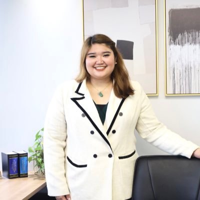 fayelaluuu's profile picture. 🙏🏼 God, family, & friends ⚖️ Thomasian lawyer 🙏🏼⚖️💛💎✨