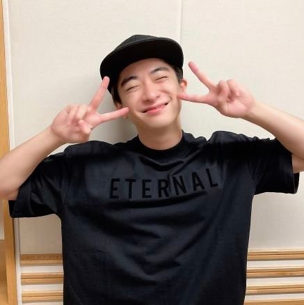 qsYmSfh3sH5GwfZ's profile picture. 