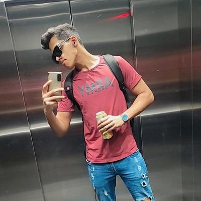 BrokerOliveira's profile picture.
