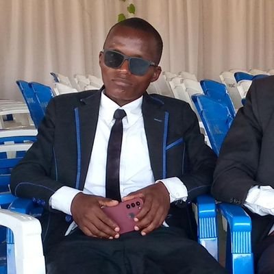 IRANGABIYE PROSPER
Étudiant à l'Université du Burundi

Faculté des Sciences Économiques et Gestion
Economie Politique
Economie Publique et Planification 💻💻⌨️