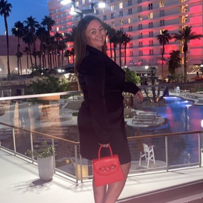 👩🏻💻 Las Vegas Mortgage Processor🤍Lover of Faith Family and Tacos ❤️LVR outreach ❤️ ❤️🇺🇸✡✝👩👧👧🌮