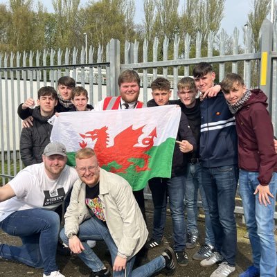 lukehopkins183's profile picture. swoooonz 🦢🦢