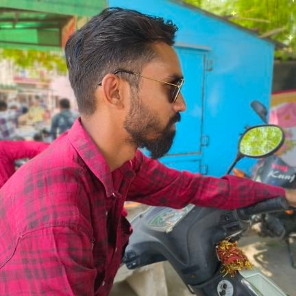 J_Makwana1612's profile picture. 