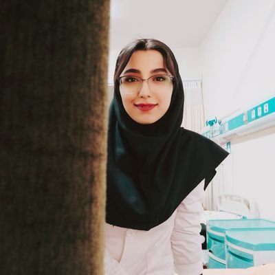 zeiyinab1's profile picture. 