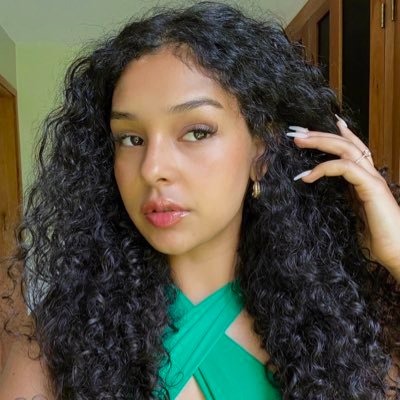 yuli777c's profile picture. :)