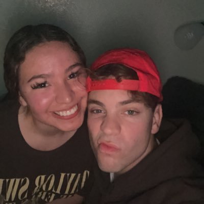 Simon_f11's profile picture. 🖐