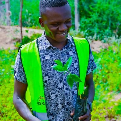 Am Rahim Diwayu from Kenya,Tanariver county ,Garsen west https://t.co/BfDLo9E9dK an environmental activist trying to restore our bio diversity