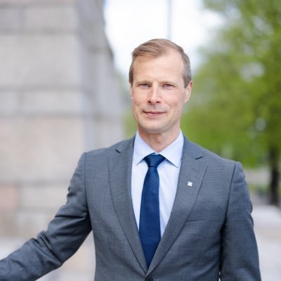 kansanedustaja, Member of Finnish Parliament, työterveyslääkäri