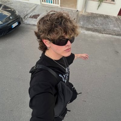 gabdley's profile picture. non ho la bio scusatemi 🌳instagram : @gabrieledx 🌳https://t.co/50AI4r3FSV