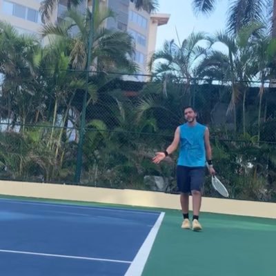 ivan_calderon_h's profile picture. 