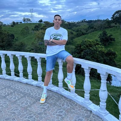 zurday88's profile picture. 